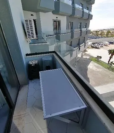 Frederik Qerret * Golem (Tirana)